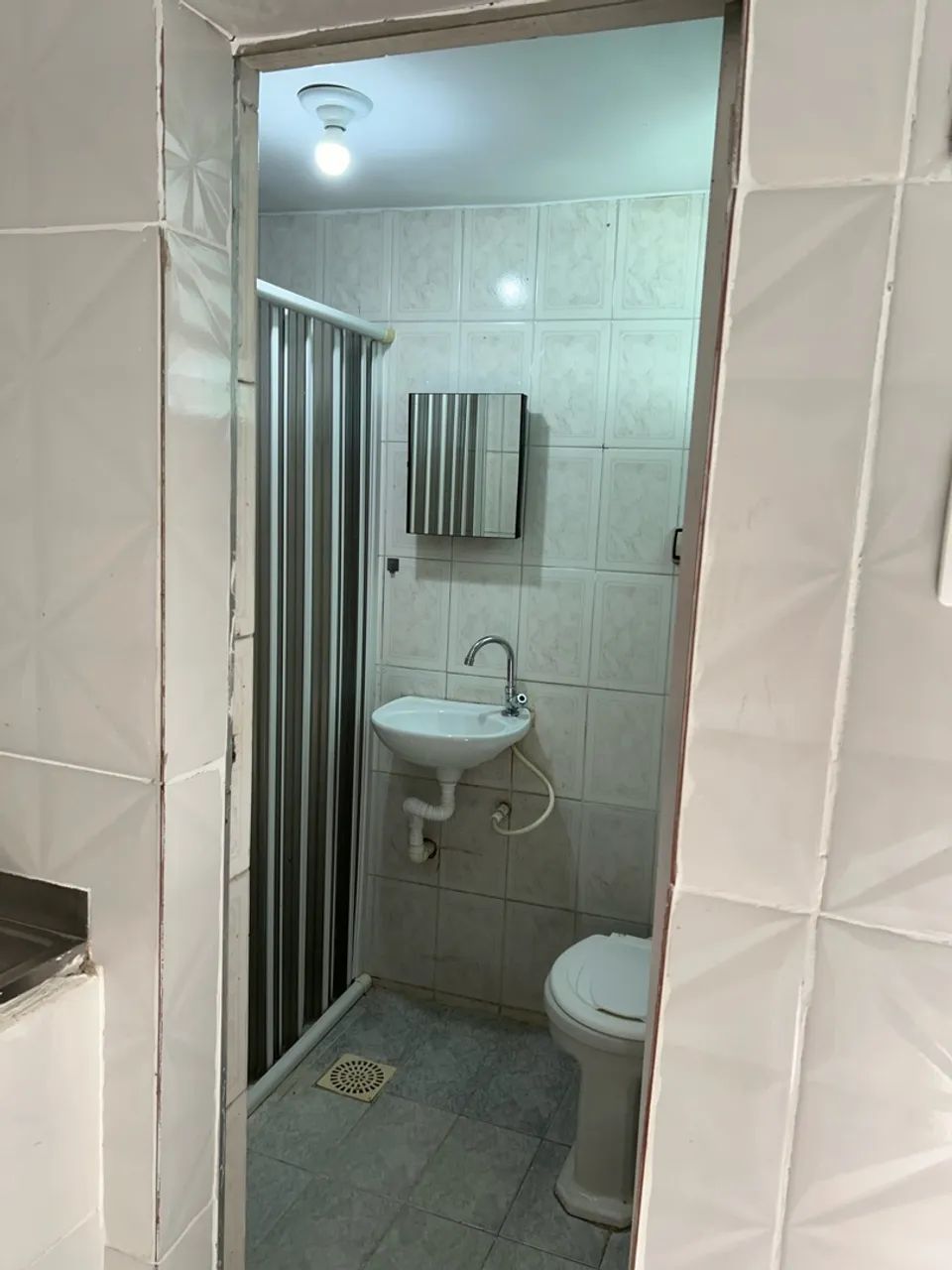 Alugo casa de quarto e sala - Foto 2