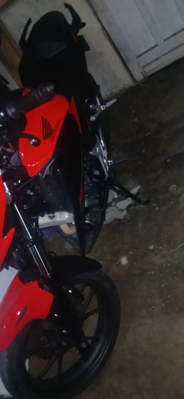 CB300F 2024/2024 Abs - Foto 3