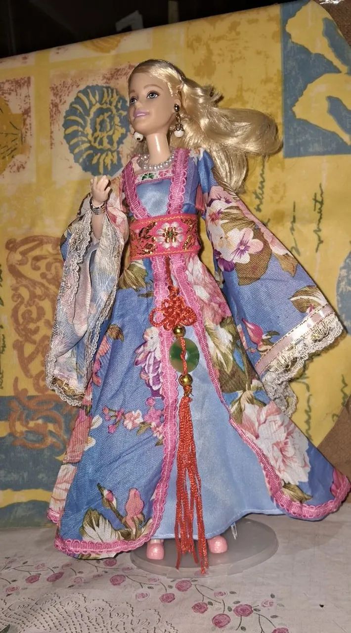 Barbie gueixa azul - Foto 3