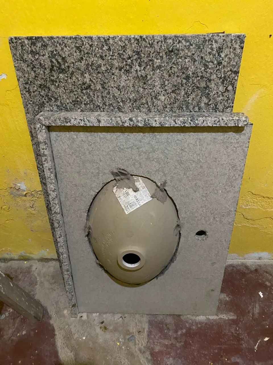 Vendo pia de mármore 