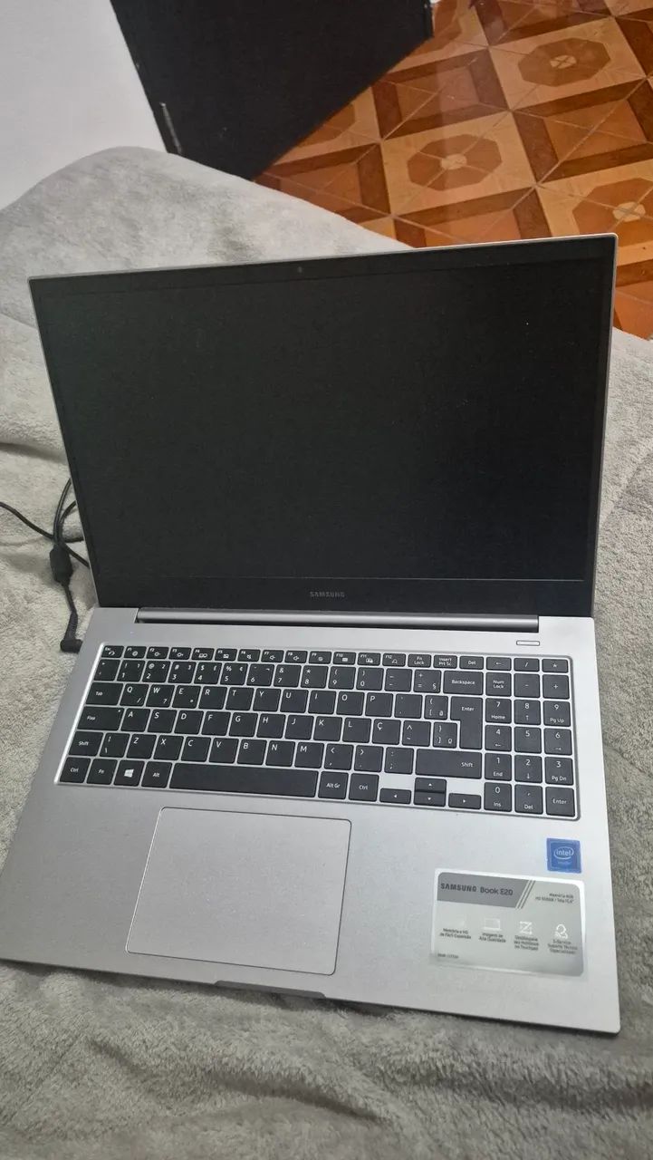 Notebook Samsung Book E20 15,6? - 4GB RAM - 500GB - Muito Conservado