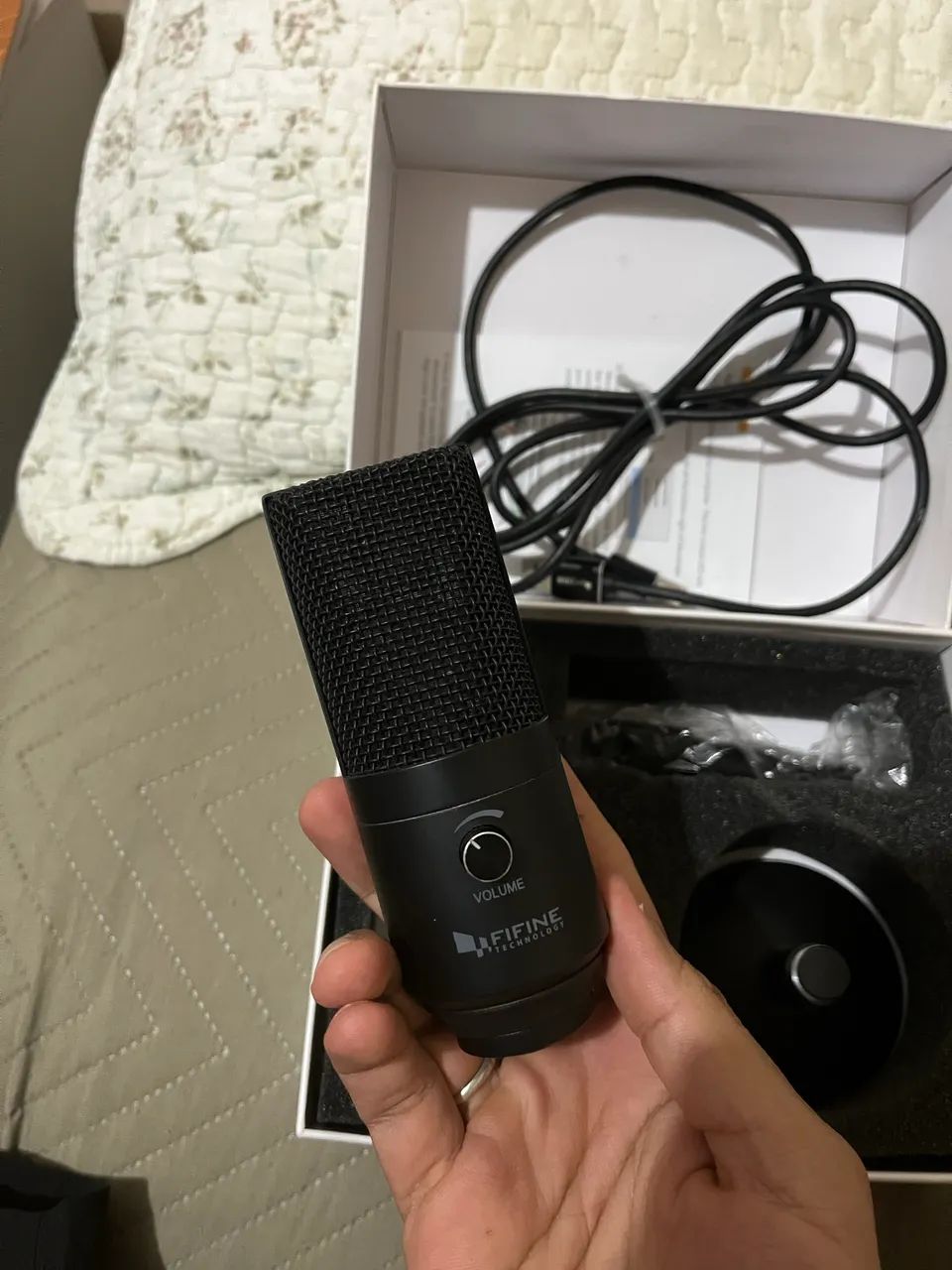 Microfone Fifine K670 / 670B (nunca usado)