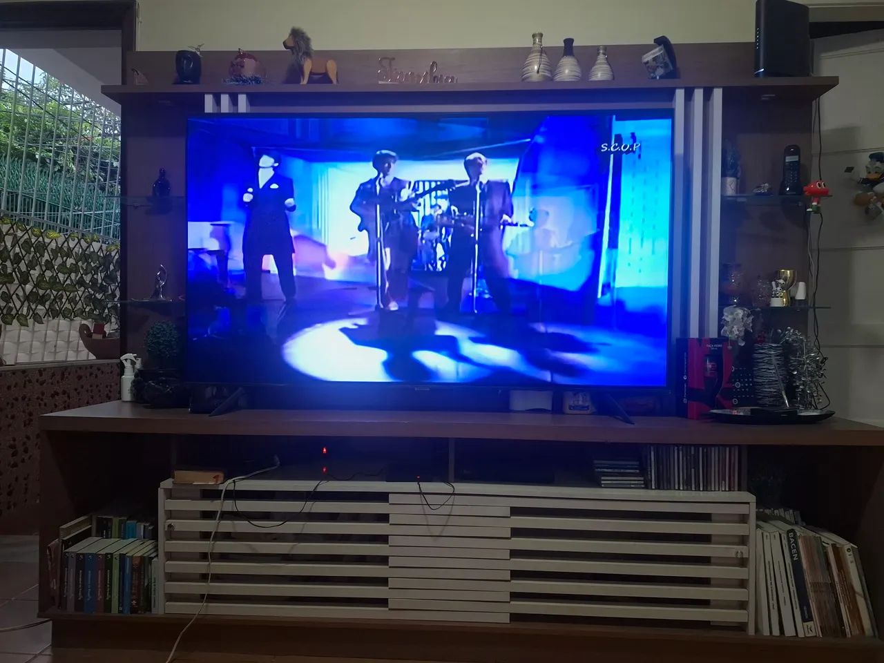 Jogo de sofá 4 lugares e rack com painel  - Foto 5