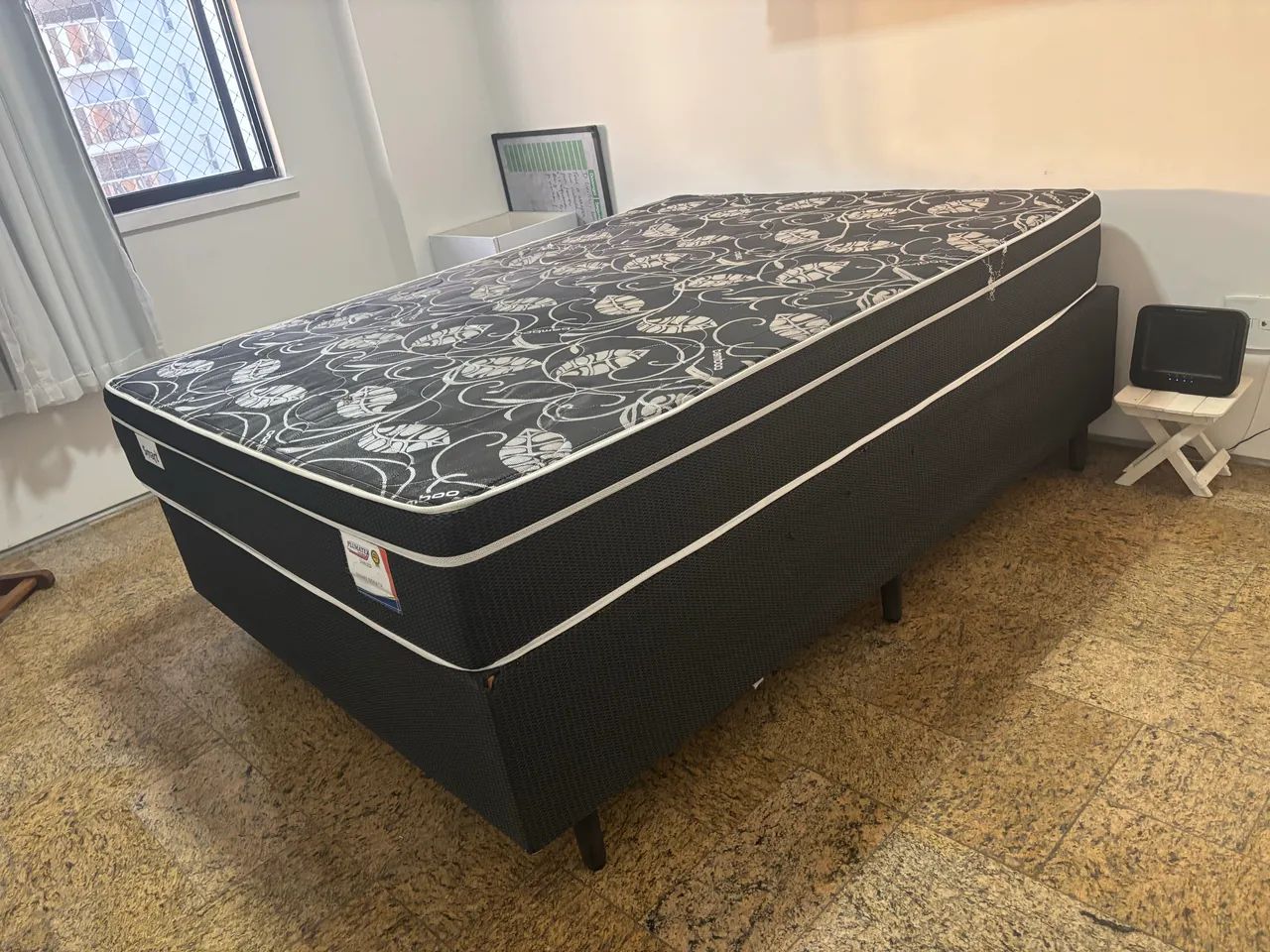 Cama box casal 