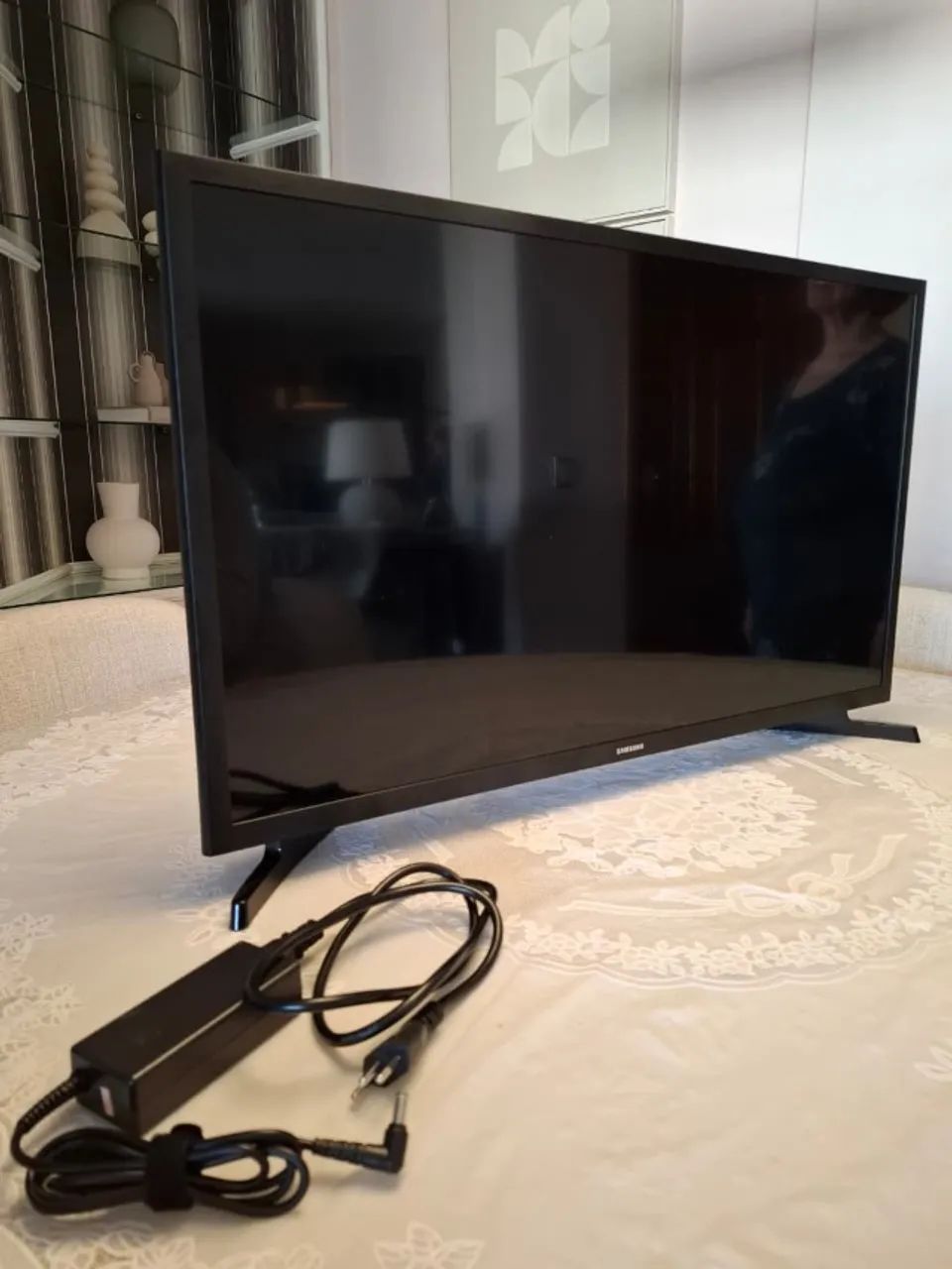 Smart TV Samsung 32'' LED - Modelo UN32T4300AG - com fonte - Foto 4