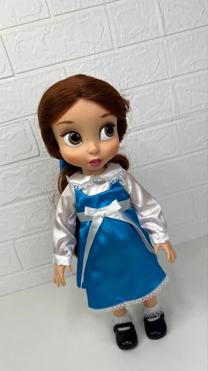 Boneca Bela Animators - Foto 2