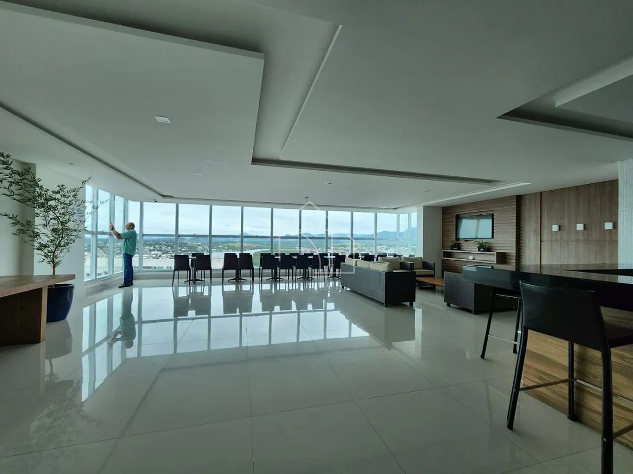 APARTAMENTO À VENDA  ED. BLUE MARINE | CENTRO DE GUARAPARI