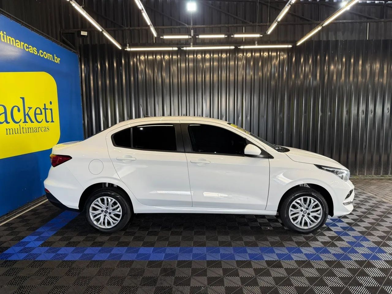 Fiat Cronos Drive 1.3 8V Flex 2024 - Foto 4