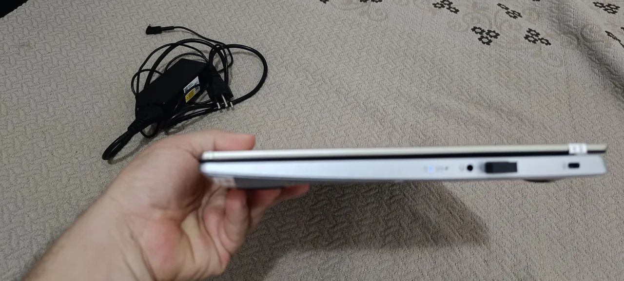 Notebook Acer aspire 5 com placa de vídeo dedicada nividea e tela ips Full HD  - Foto 4