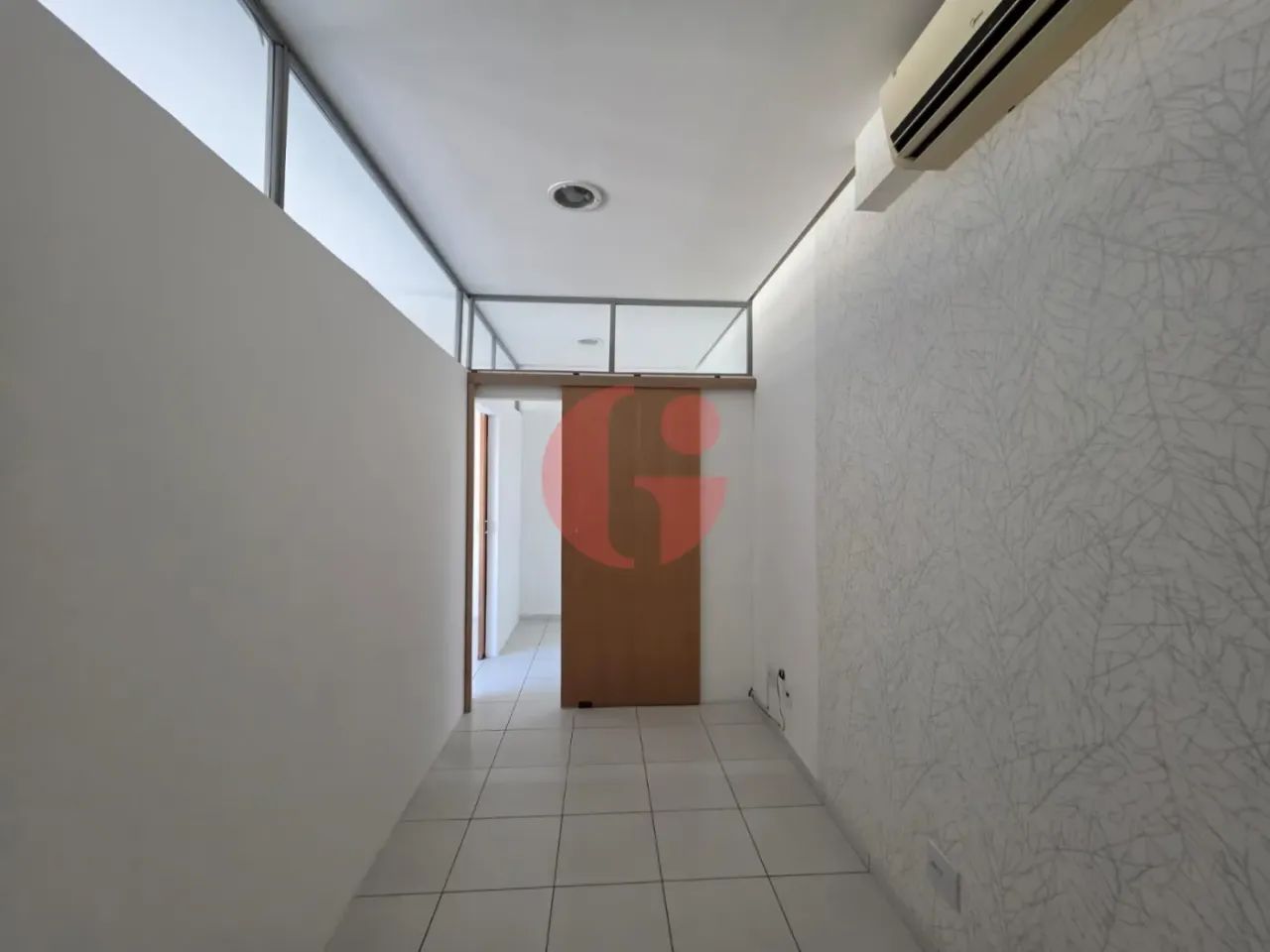 Sala comercial no condomínio Espaço Aquarius para venda com 1 banheiro e 1 vaga de garagem - Foto 4