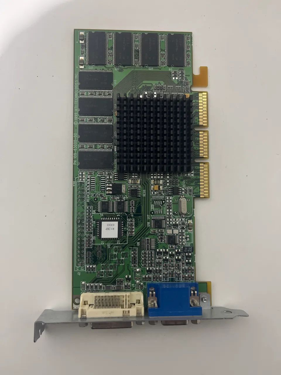 Placa de Vídeo ATI Rage 128 Pro 16MB AGP - Foto 2