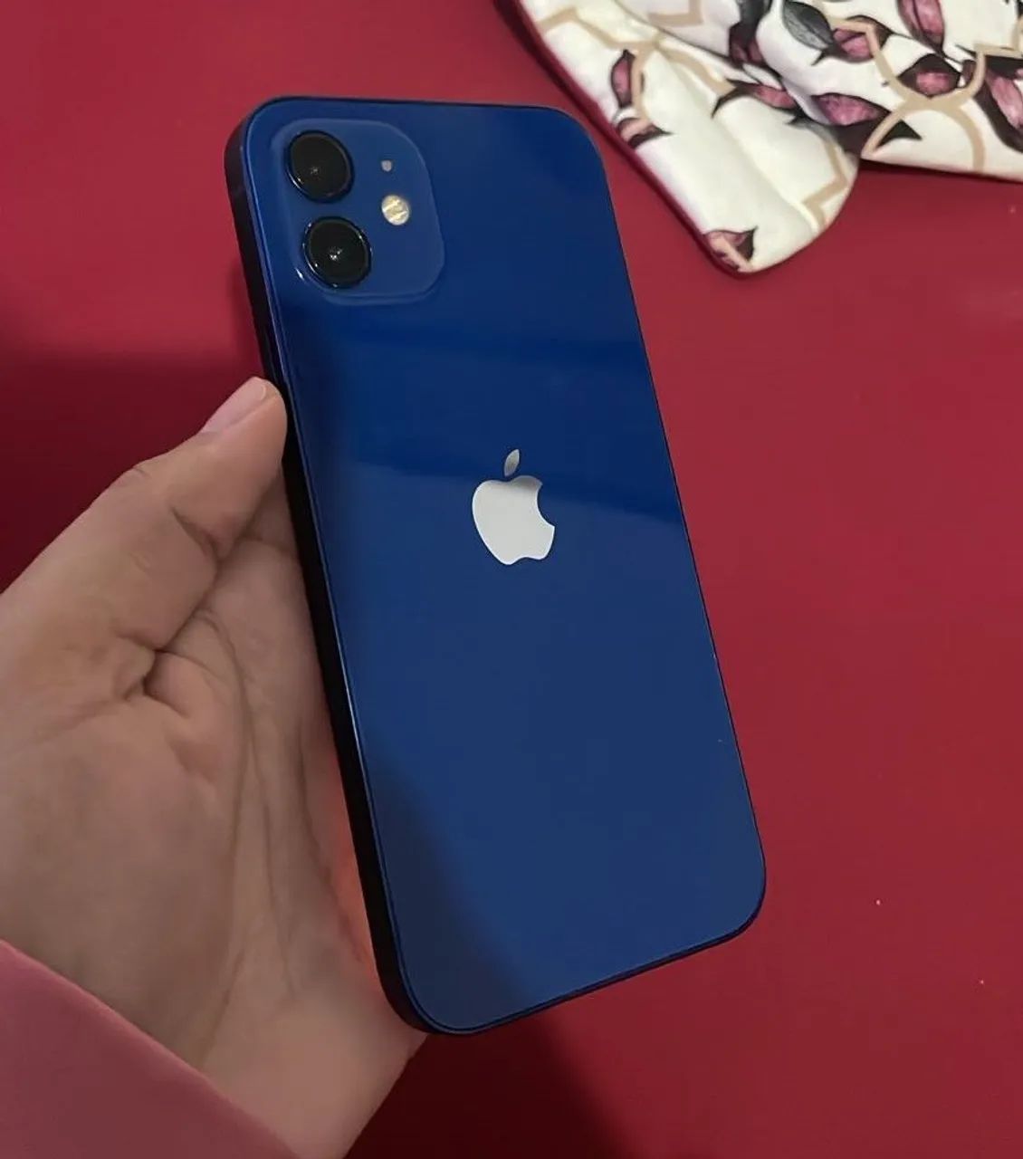 iPhone 12 