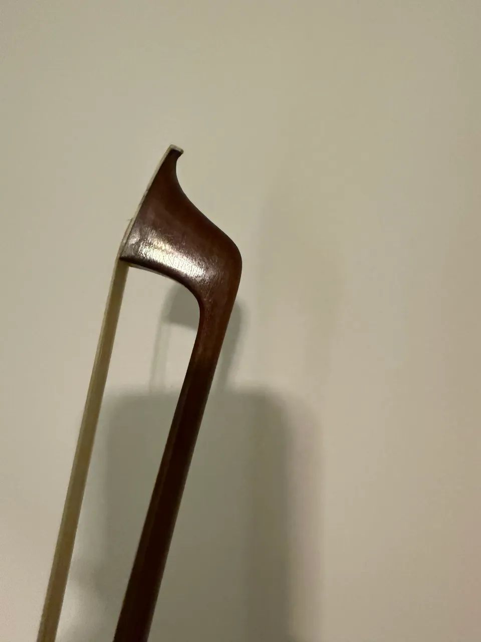 Arco de violoncelo 4/4 
