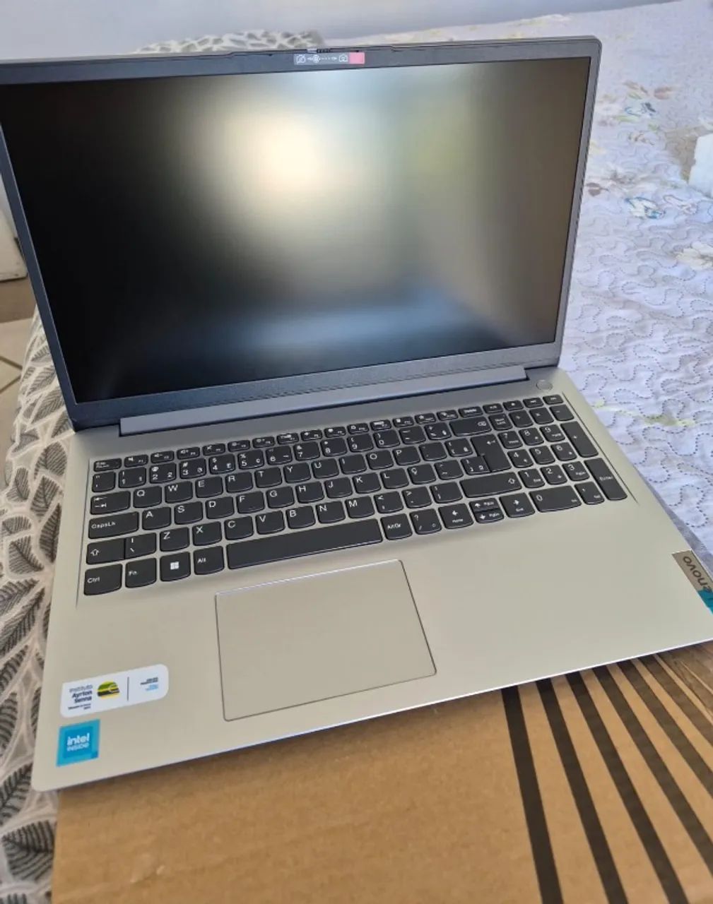 Notebook Lenovo Ideapad 1i Celeron 4gb 128gb W11 (NOVO) - Foto 2