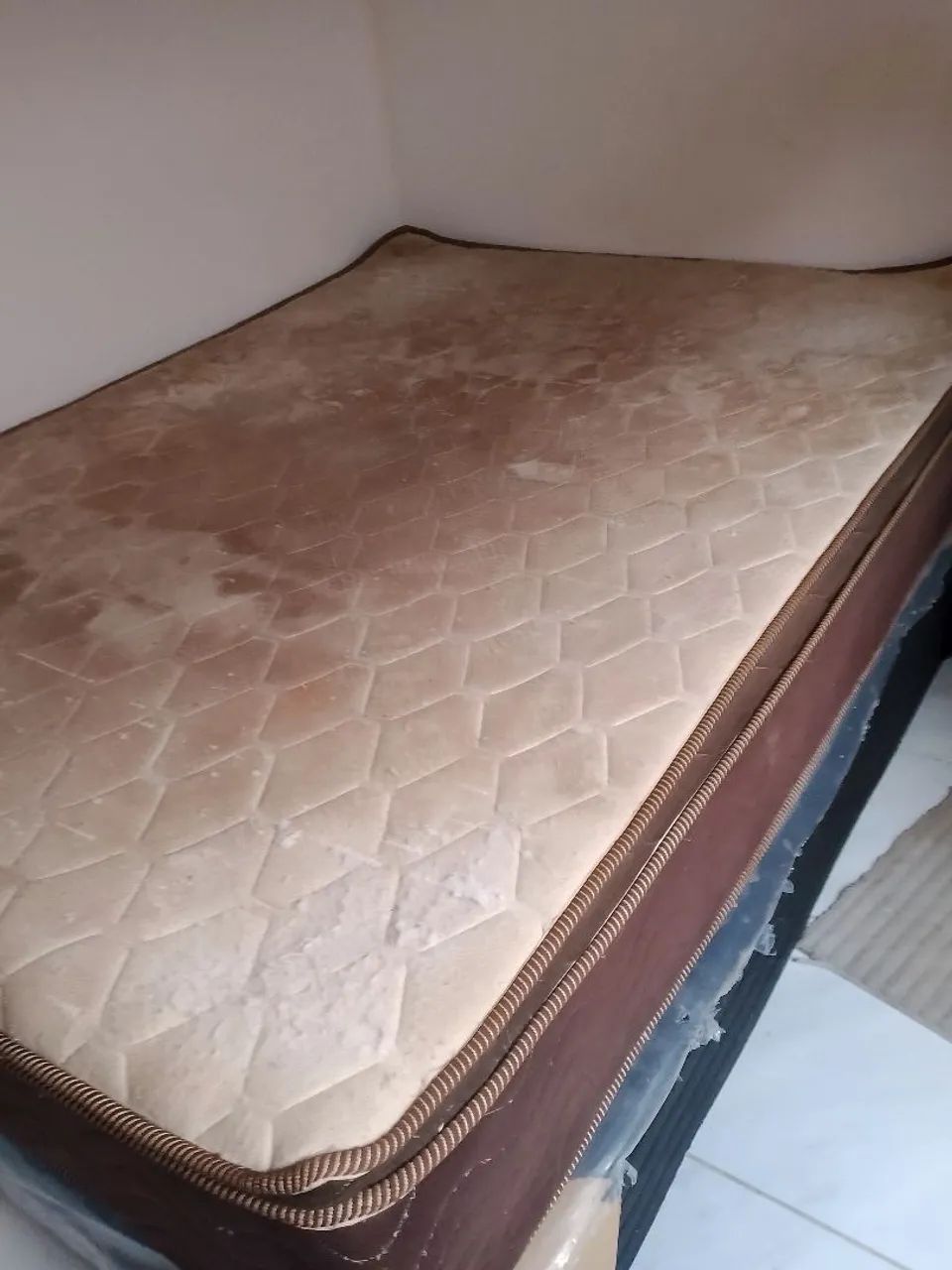 Vendo colchão ortopedico e base cama - Foto 2