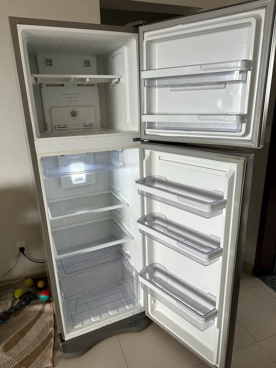 Geladeira Eletrolux  - Foto 4