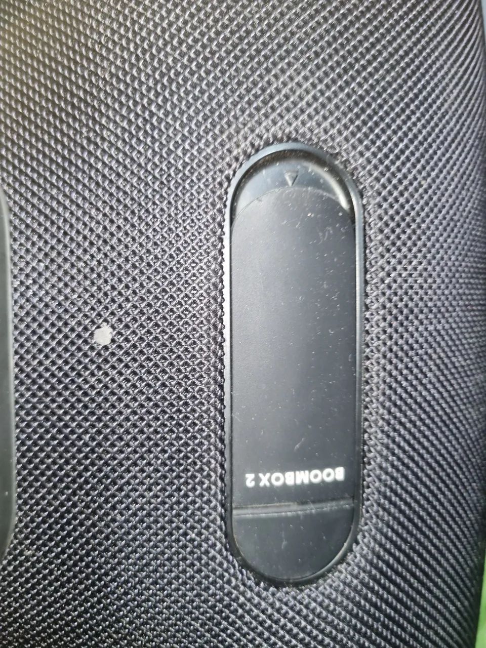 Caixa de som jbl com defeito  - Foto 2