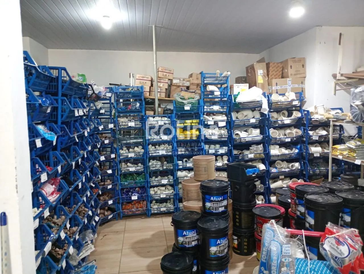 Oportunidade de Investimento casa e Comércio - Foto 2