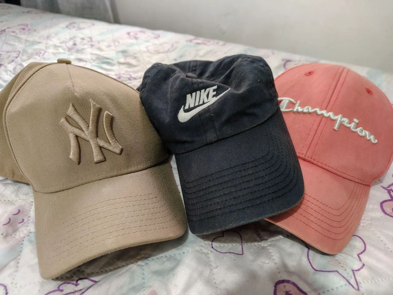3 bonés originais usados