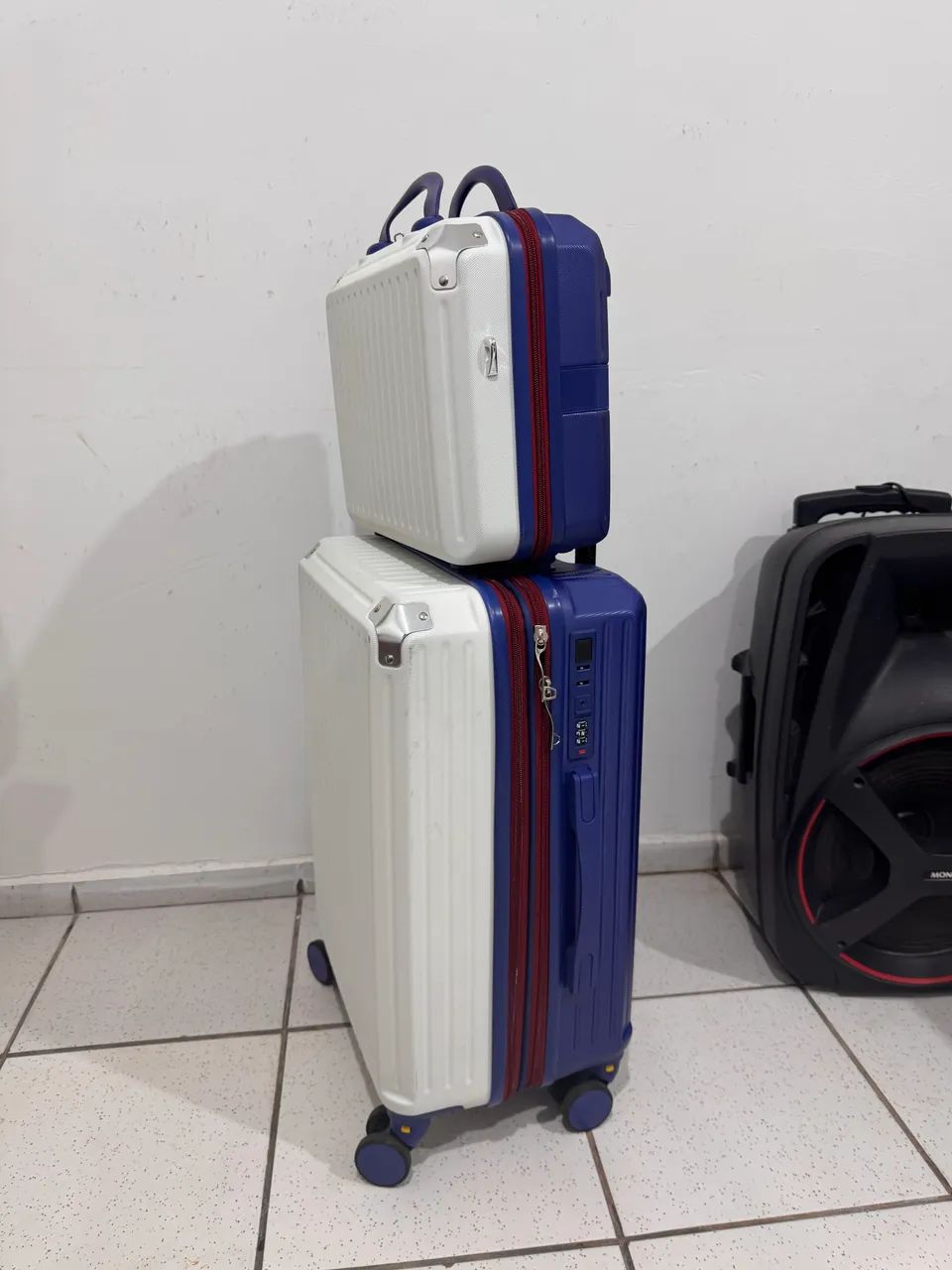 Mala de 23 kg com frasqueira  - Foto 2