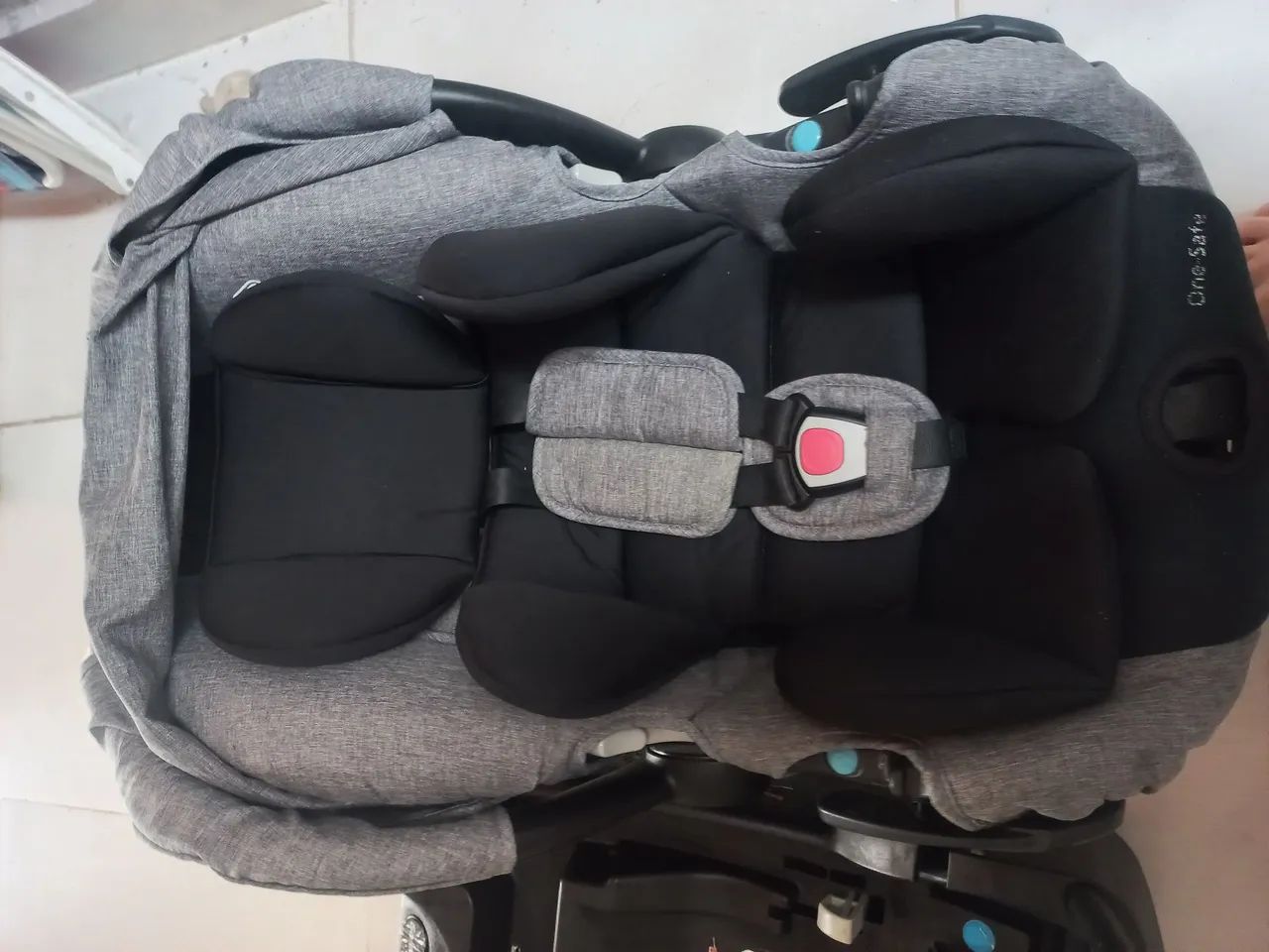 Bebê Conforto Safety 1st One-Safe + Base  - Foto 5