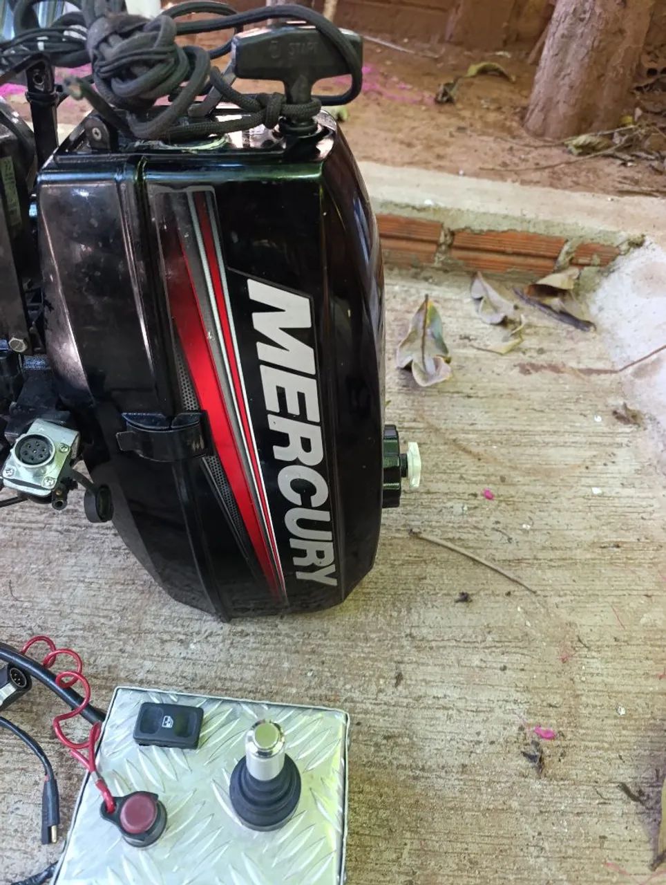 Motor Mercury 3.3 HP 