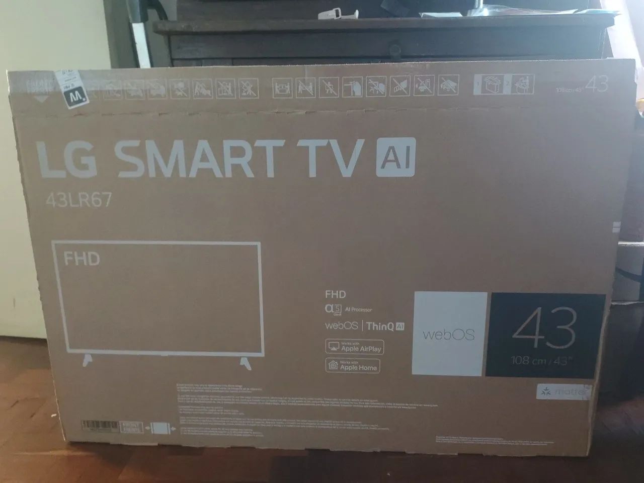Caixa de Papelão para TV 43 Polegadas