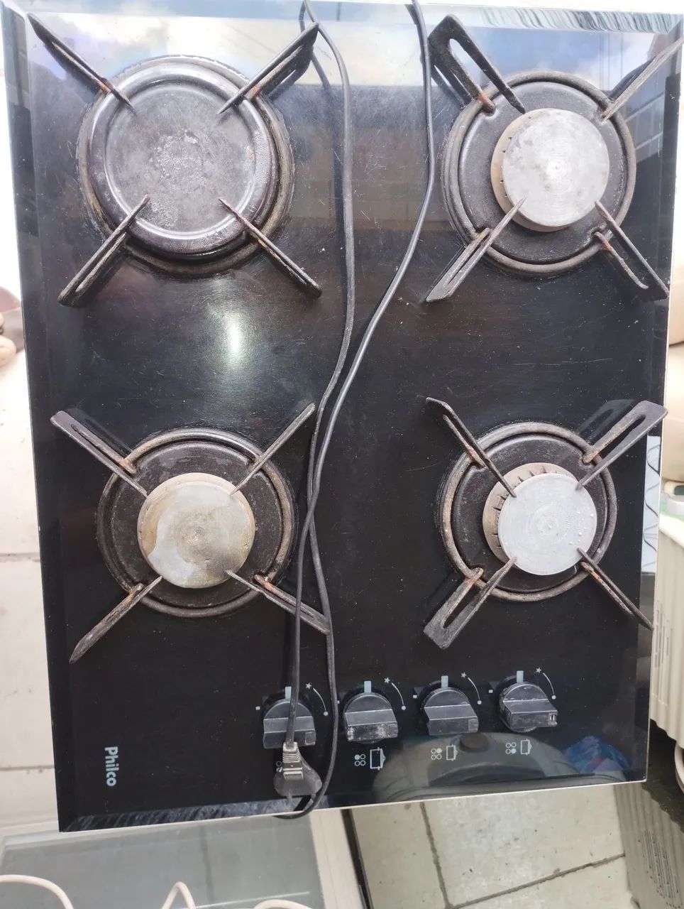 Fogão de mesa de 4 bocas. - Foto 3