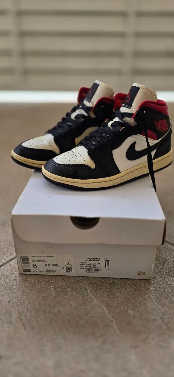 Jordan air mid 1