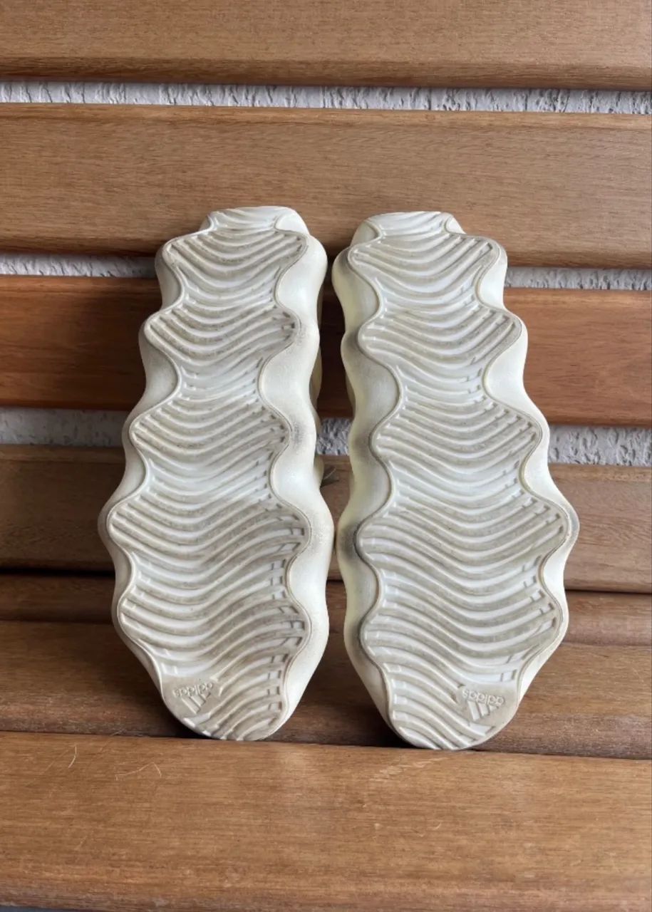 Yeezy 450 Cloud White (10US / 42BR) - Foto 3