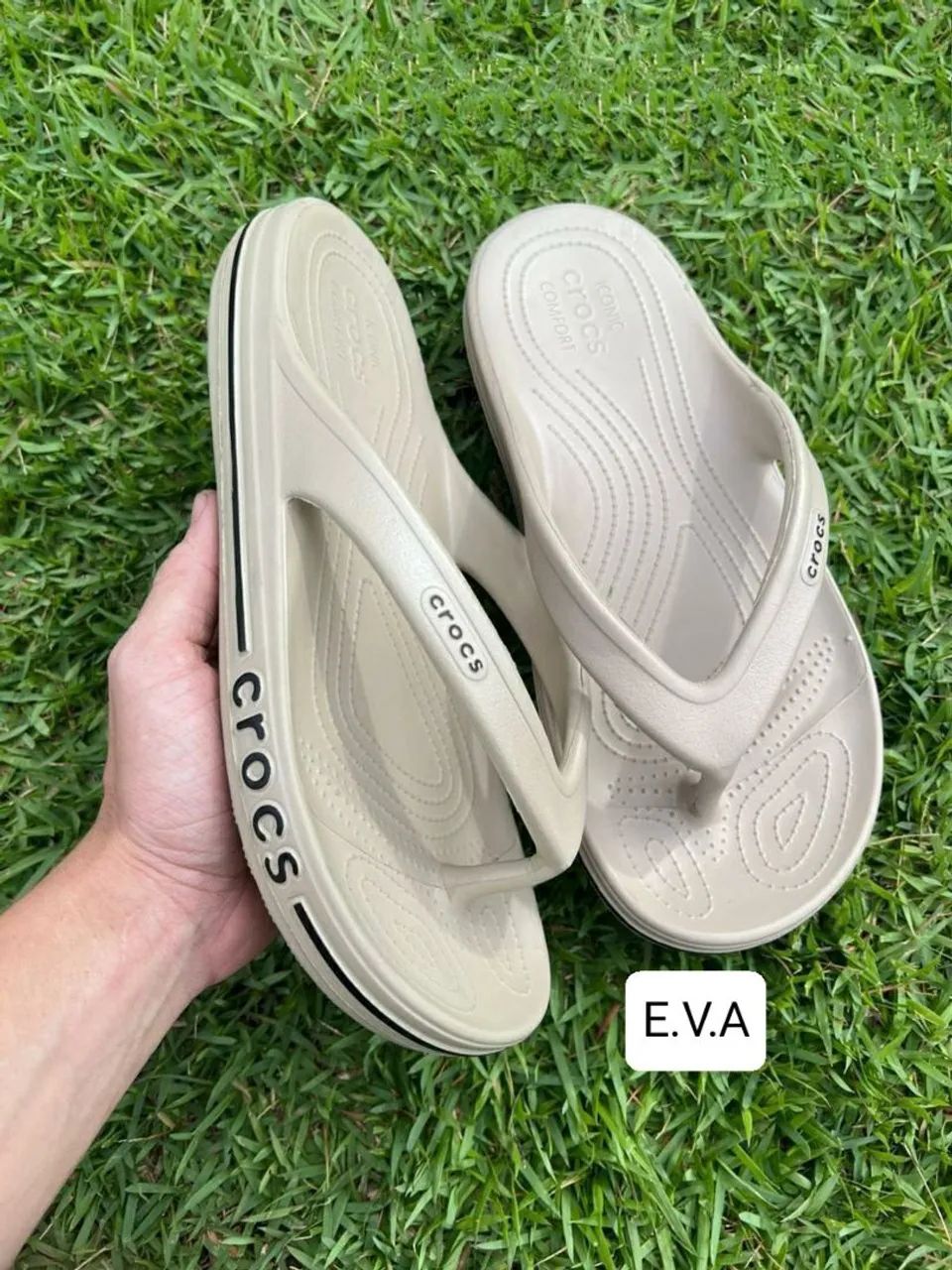 Chinelo Crocs EVA - Foto 3