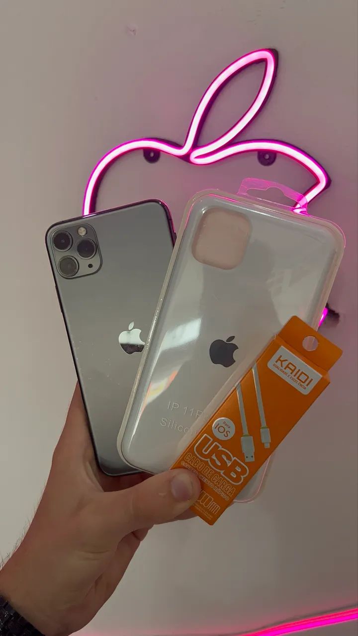 iPhone 11 Pro Max  - Foto 2