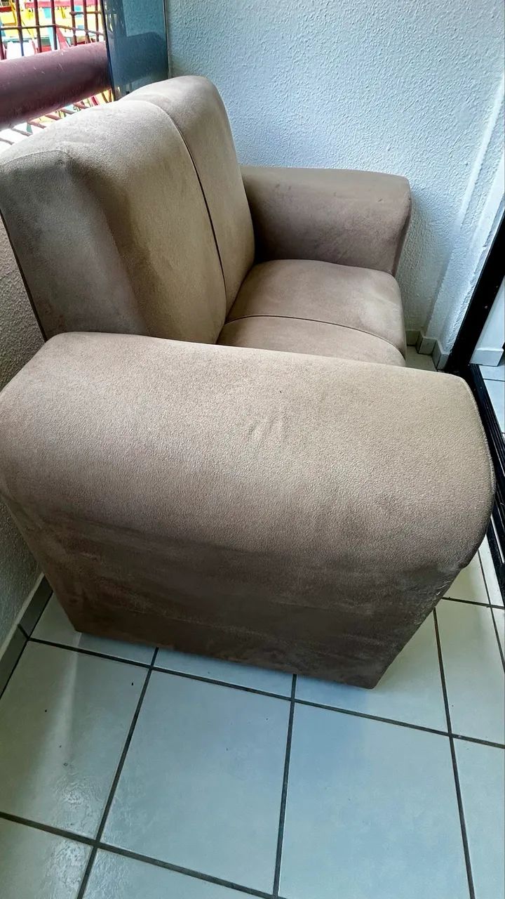 Sofá Bege 2 lugares - Foto 2