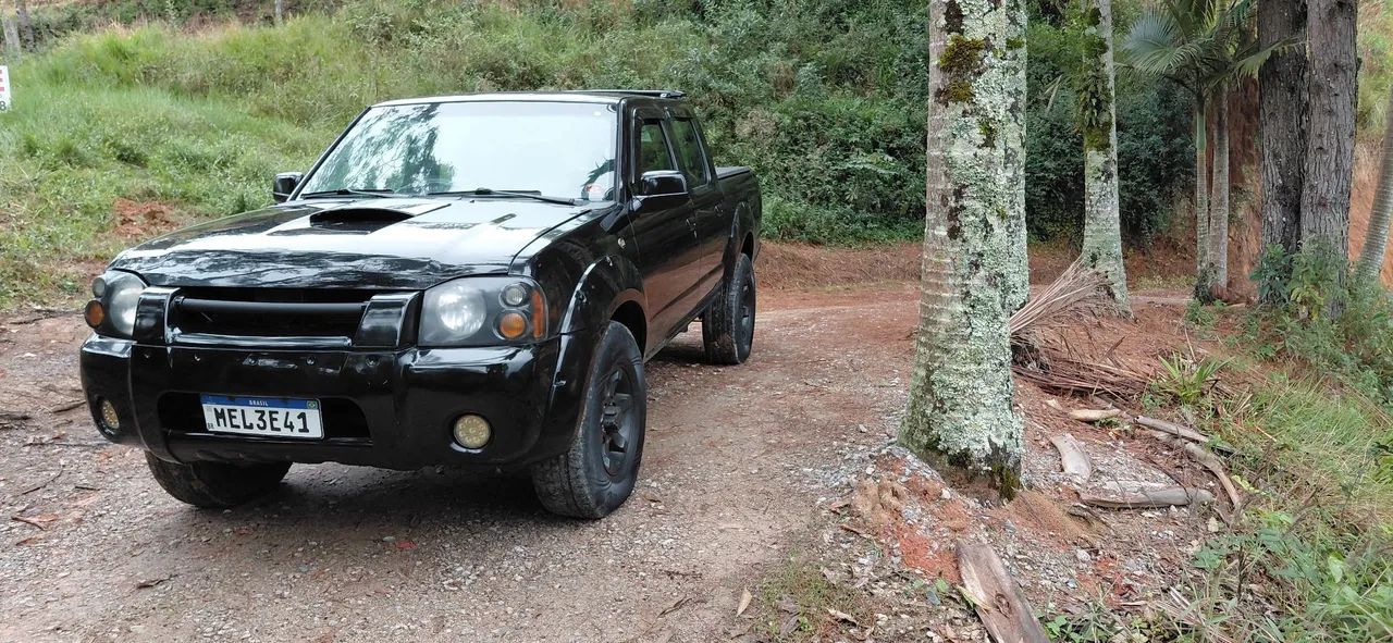 Nissan Frontier Se/se Strik/one CD 4X4 2.8 Dies 2005