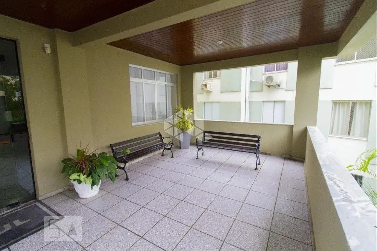 APARTAMENTO COM 3 QUARTOS 1 VAGA DE GARAGEM COQUEIROS FLORIANÓPOLIS - Foto 2