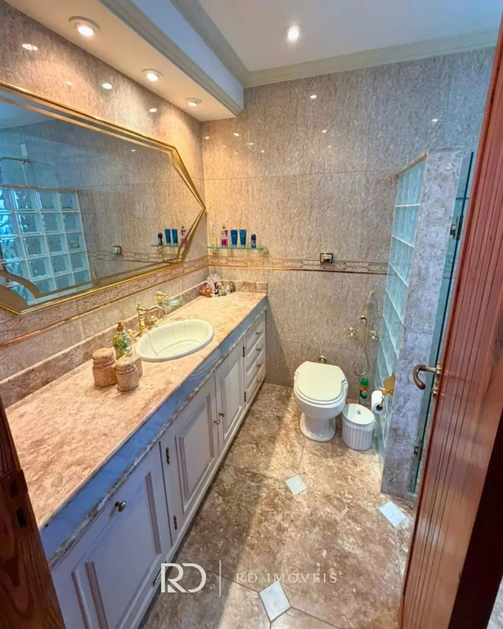 CASA A VENDA - 4 SUITES - AREAL - Foto 4