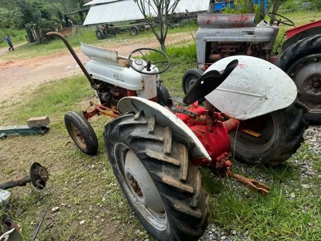 Trator Ford NAA 1954 Para Restauração - Foto 2