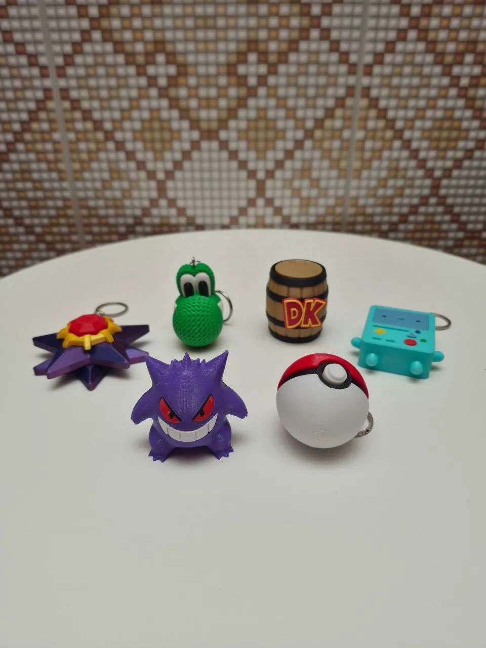 Conjunto com 6 chaveiros de animes diversos em impressão 3D