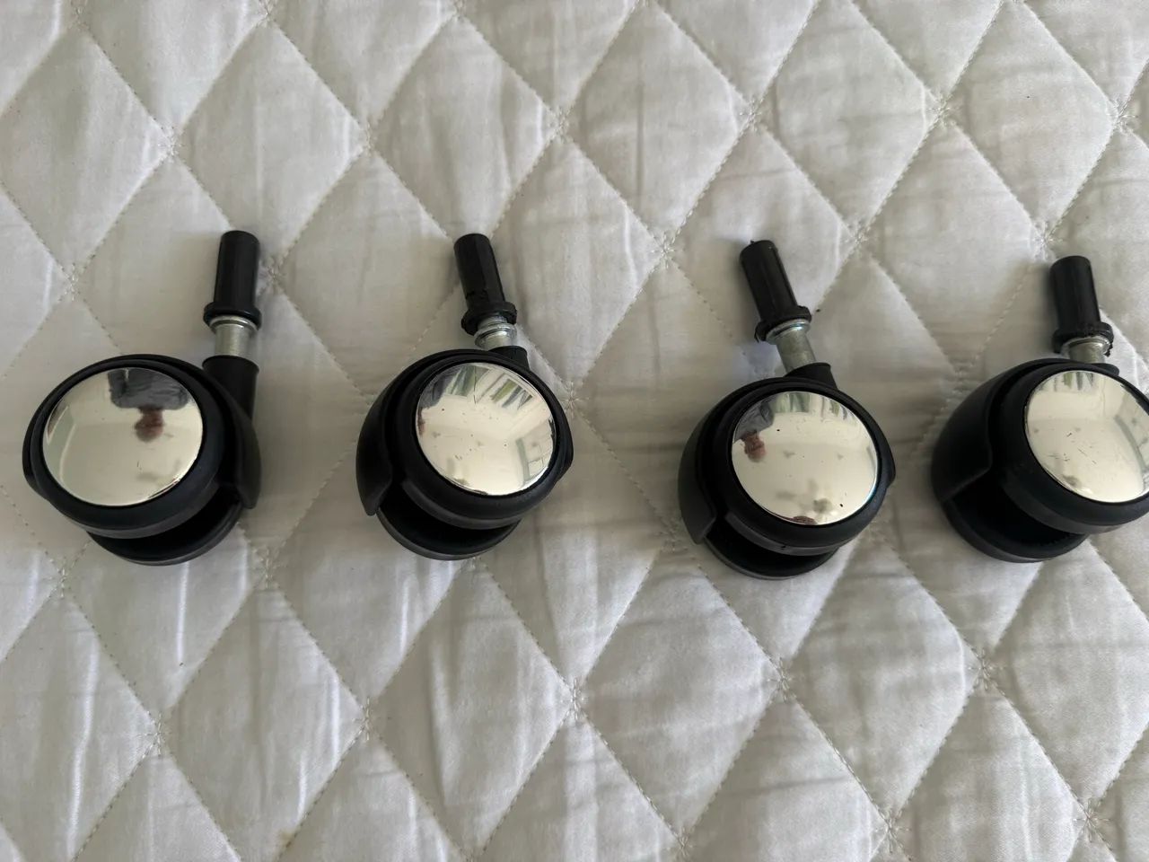 Kit 4 rolamentos para móveis  - Foto 3