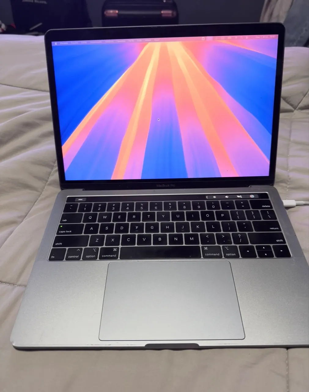 macbook pro 13 2019