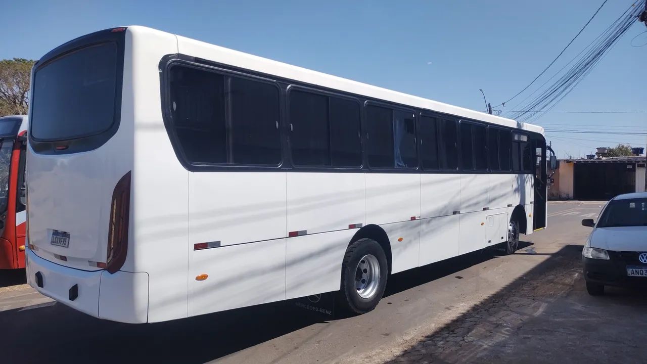Ônibus M.B.1721 Ano 2017 - Foto 3