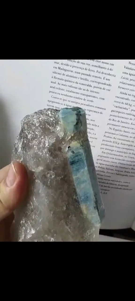 Arte natural em cristal de Berilo azul 936g - Foto 2