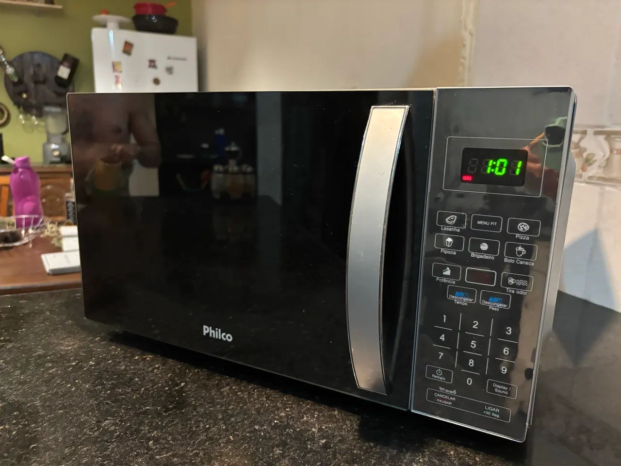 ? Micro-ondas Philco 28L - Ótimo Estado 