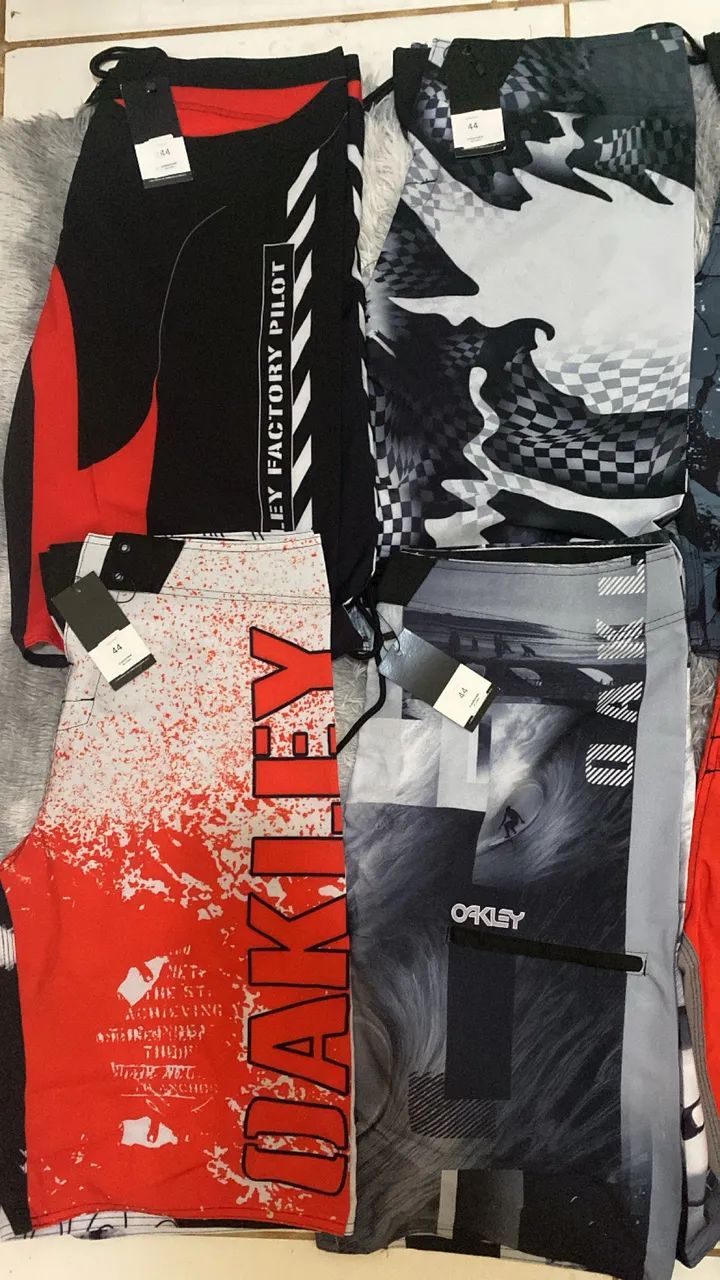 Bermudas Oakley & MCD - Foto 5