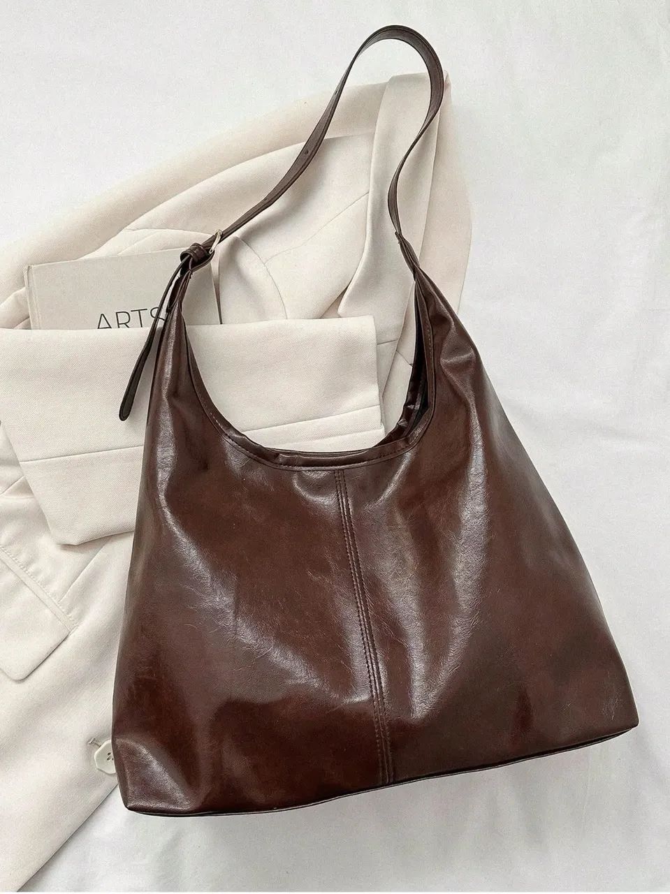 bolsa de couro marrom