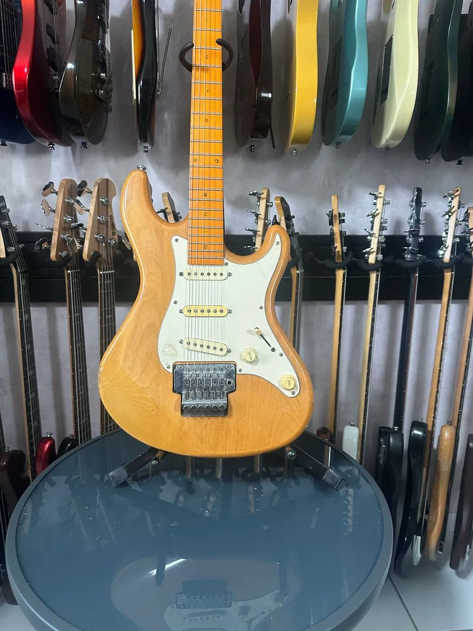 Guitarra Crafter County séries 