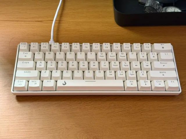 Teclado mecanico RGB Rise Mode GM1 White