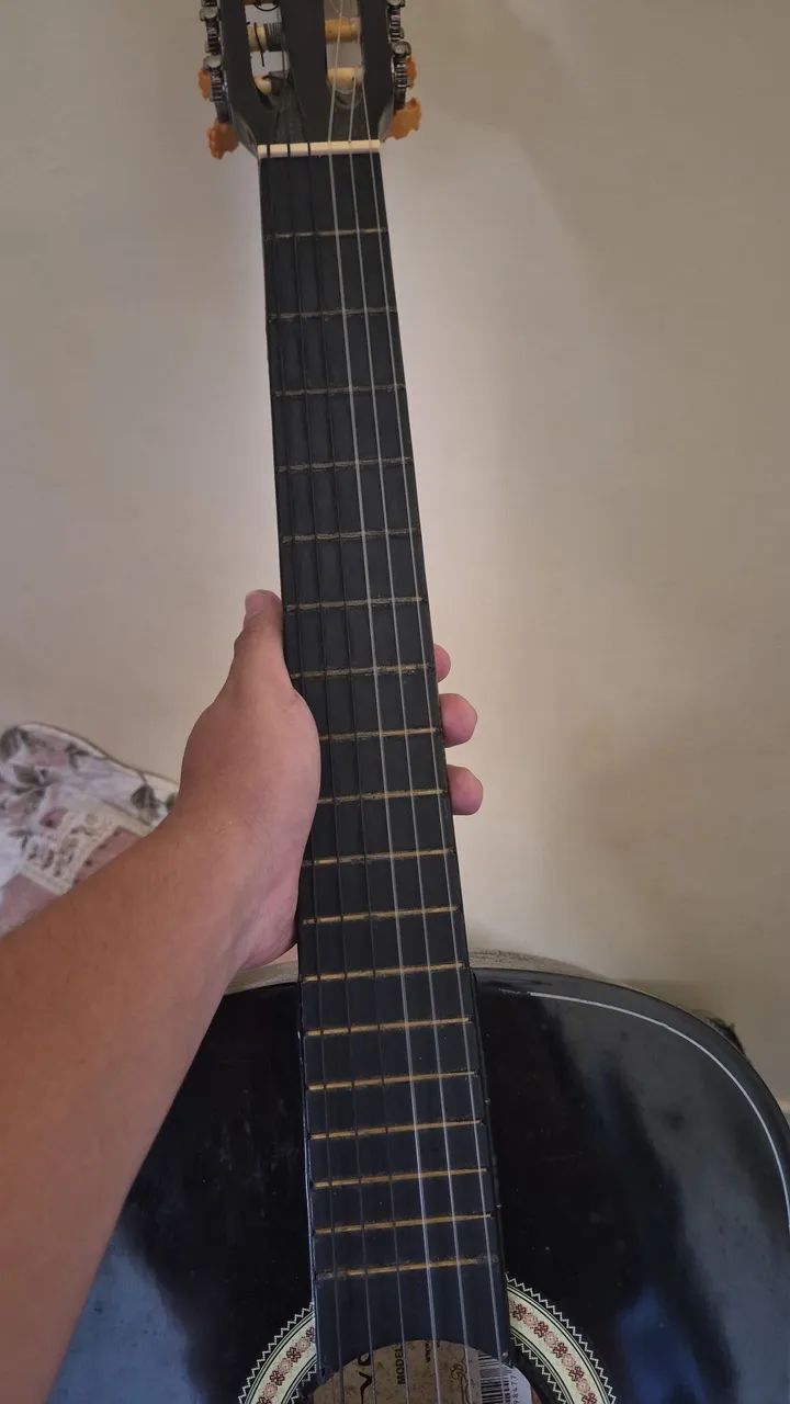 Ukulele e violão  - Foto 4