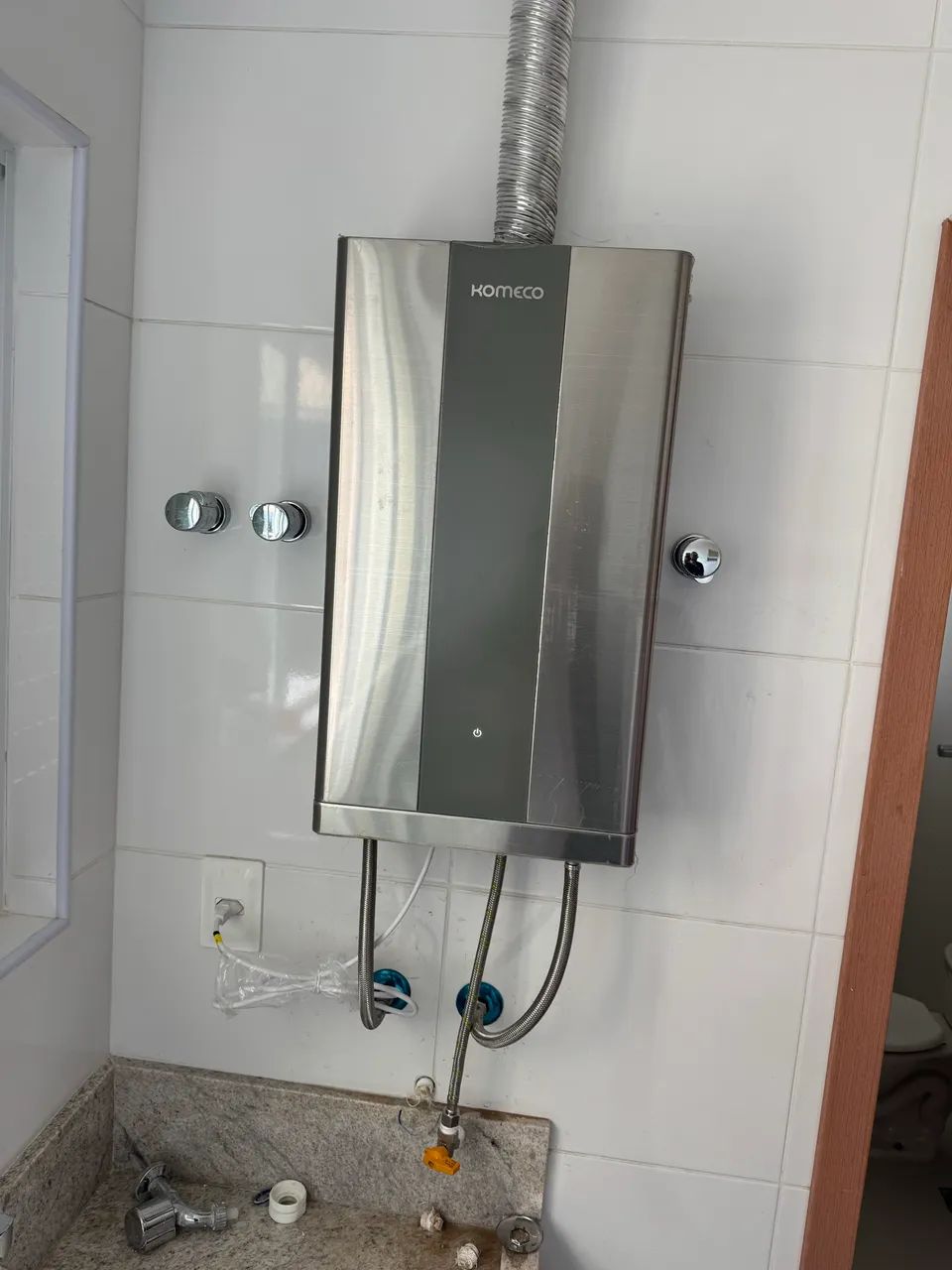 Serviço de instalação e manutenção 