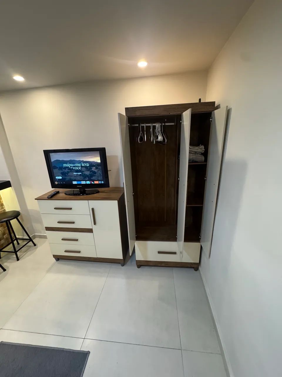 Kitnete estilo Loft equipada e mobiliada no pechincha - Foto 3